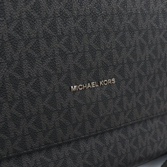 37U9LHRM2B HARRISON LAPTOP Messenger Crossbody - Picture 8 of 11